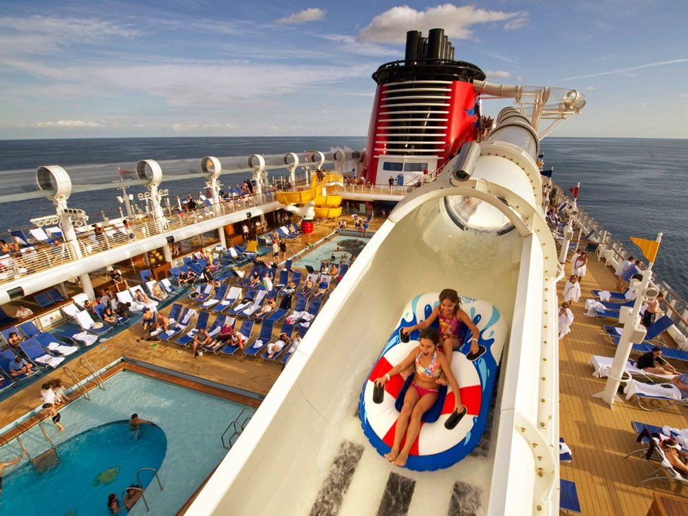 CRUCERO NECESITA 48 PERONALES PARA TRABAJAR